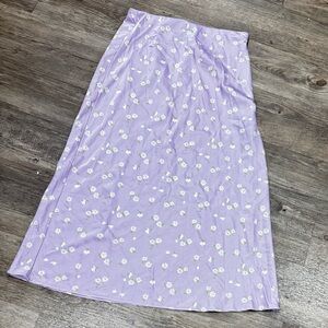 Forever 21 Lavender Floral Satin Madi Skirt